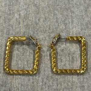 Vintage Gold-Tone Twisted Square Hoop Earrings - Women Jewelry